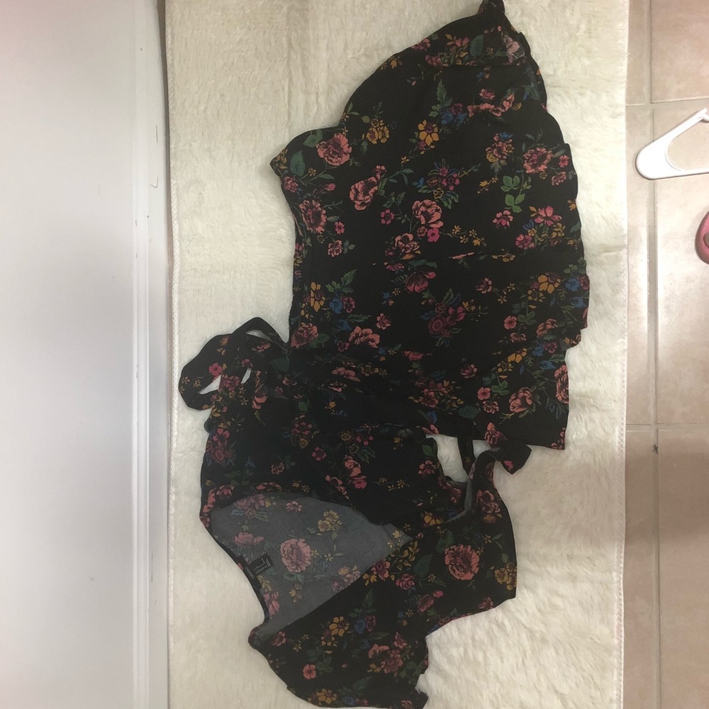 Flower patten two piece set